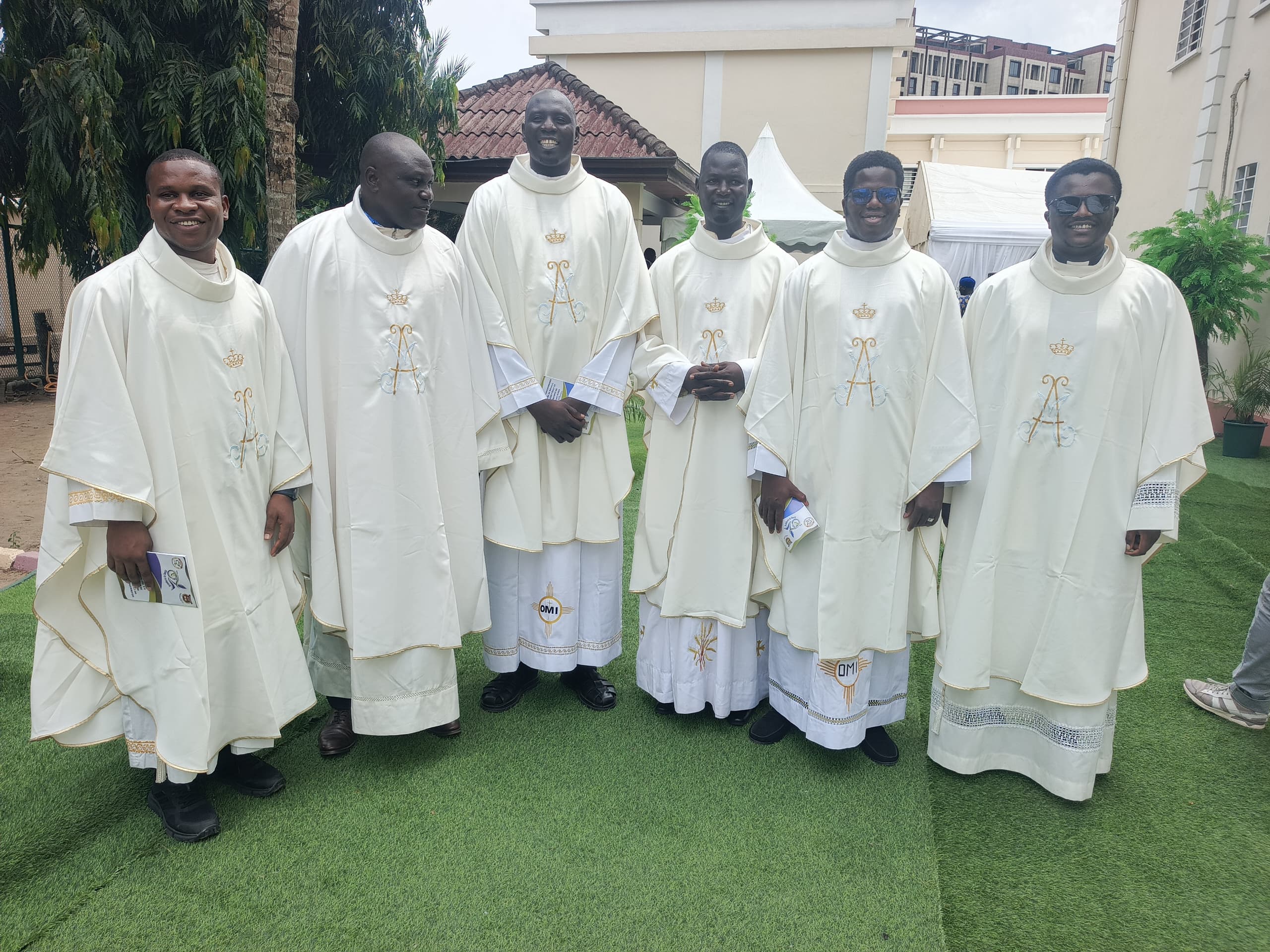 Une messe solennelle présidée par le cardinal Peter Turkson a marqué ce jubilé, couplé aux 40 ans de presbytérat et 25 ans d’épiscopat de Mgr Samuel Kleda.